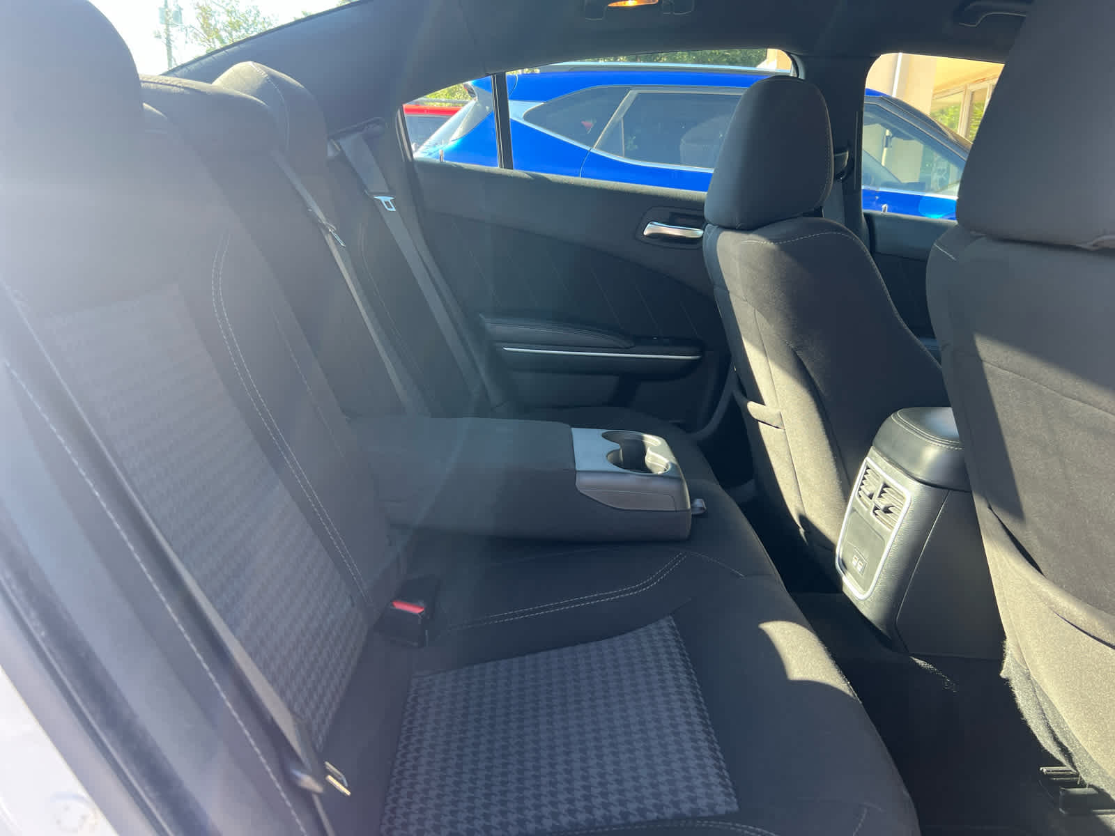 2023 Dodge Charger SXT - 11