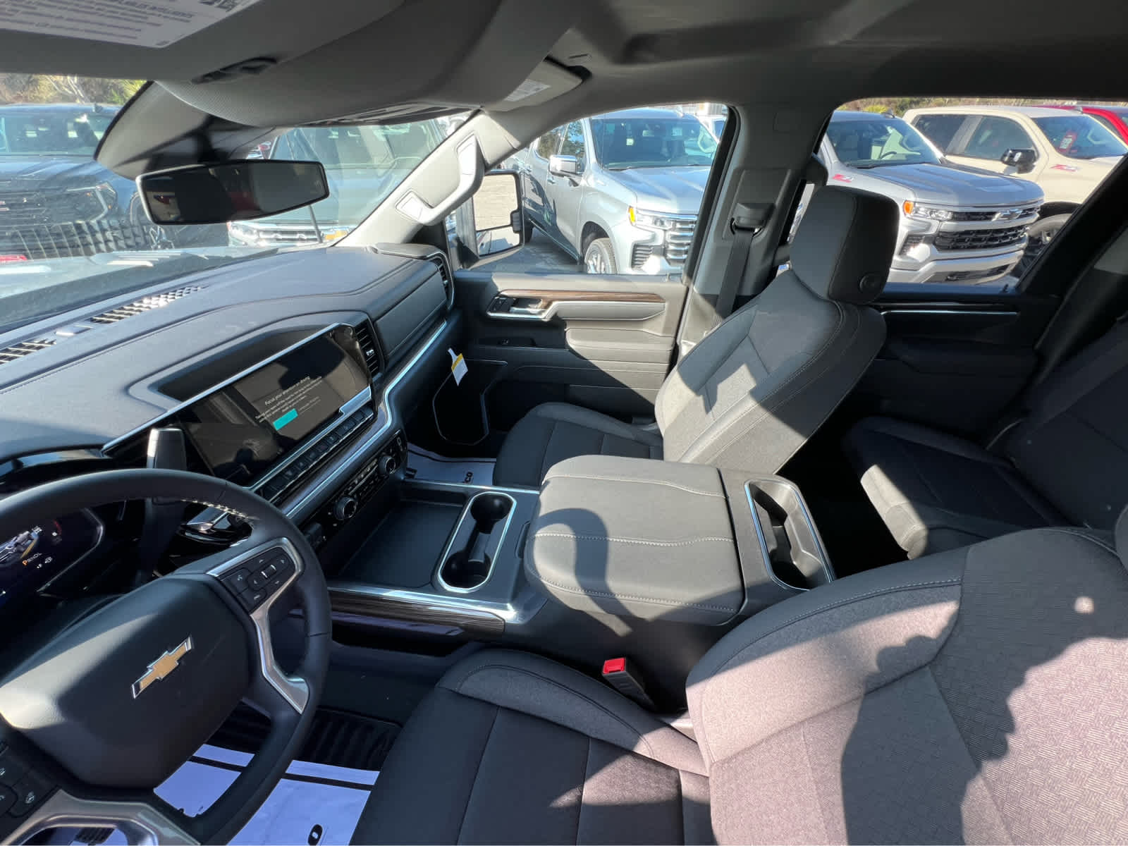2026 Chevrolet Silverado 2500HD LT - 8