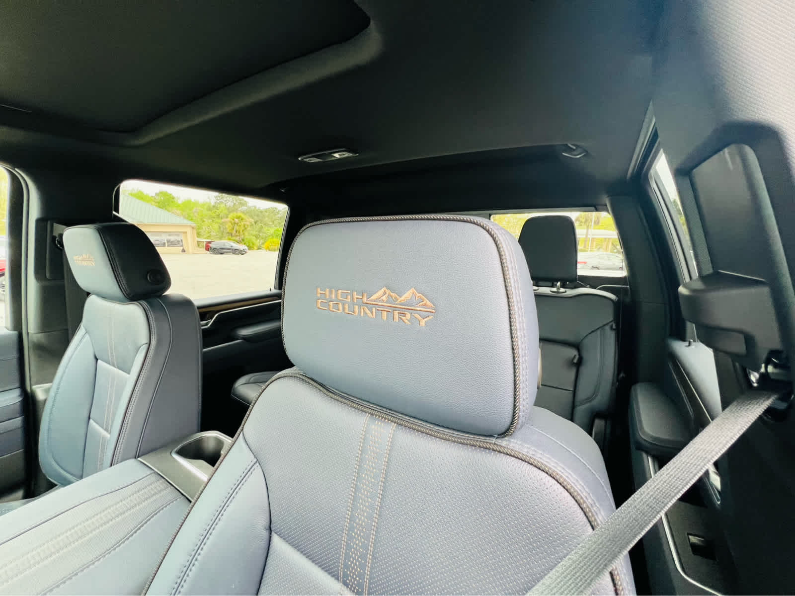 2026 Chevrolet Silverado 2500HD High Country - 11