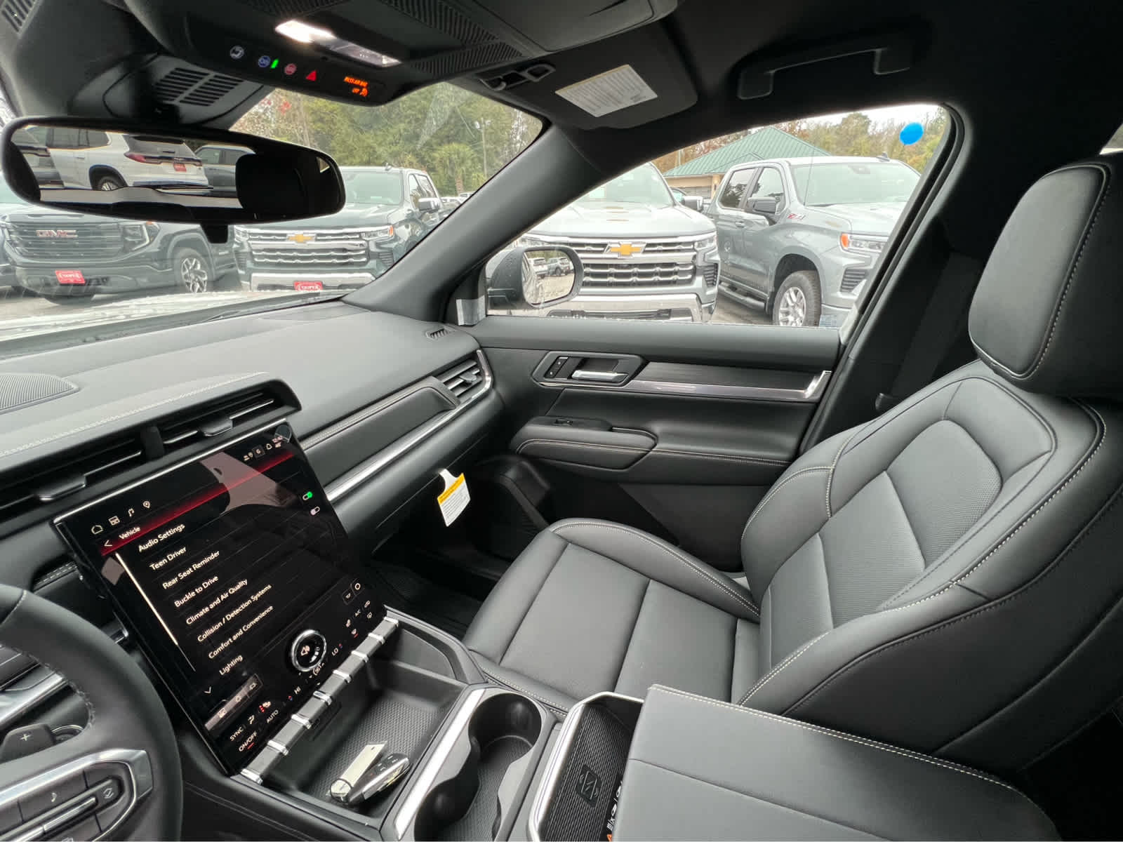 2026 GMC Terrain FWD Elevation - 8