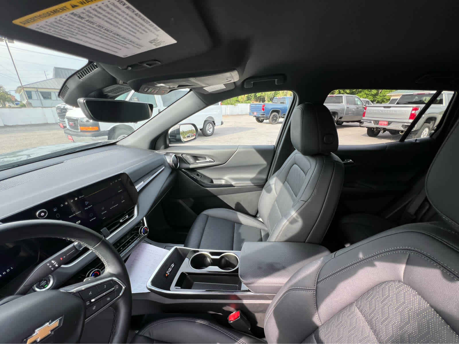 2025 Chevrolet Equinox FWD LT - 9