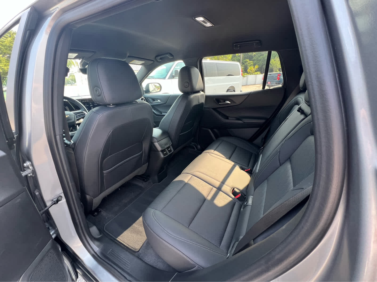 2025 Chevrolet Equinox FWD LT - 5