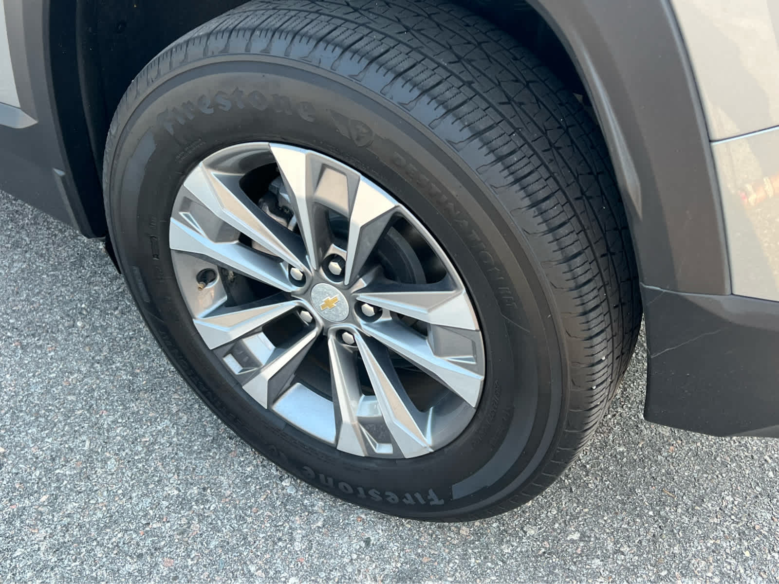 2025 Chevrolet Equinox FWD LT - 4