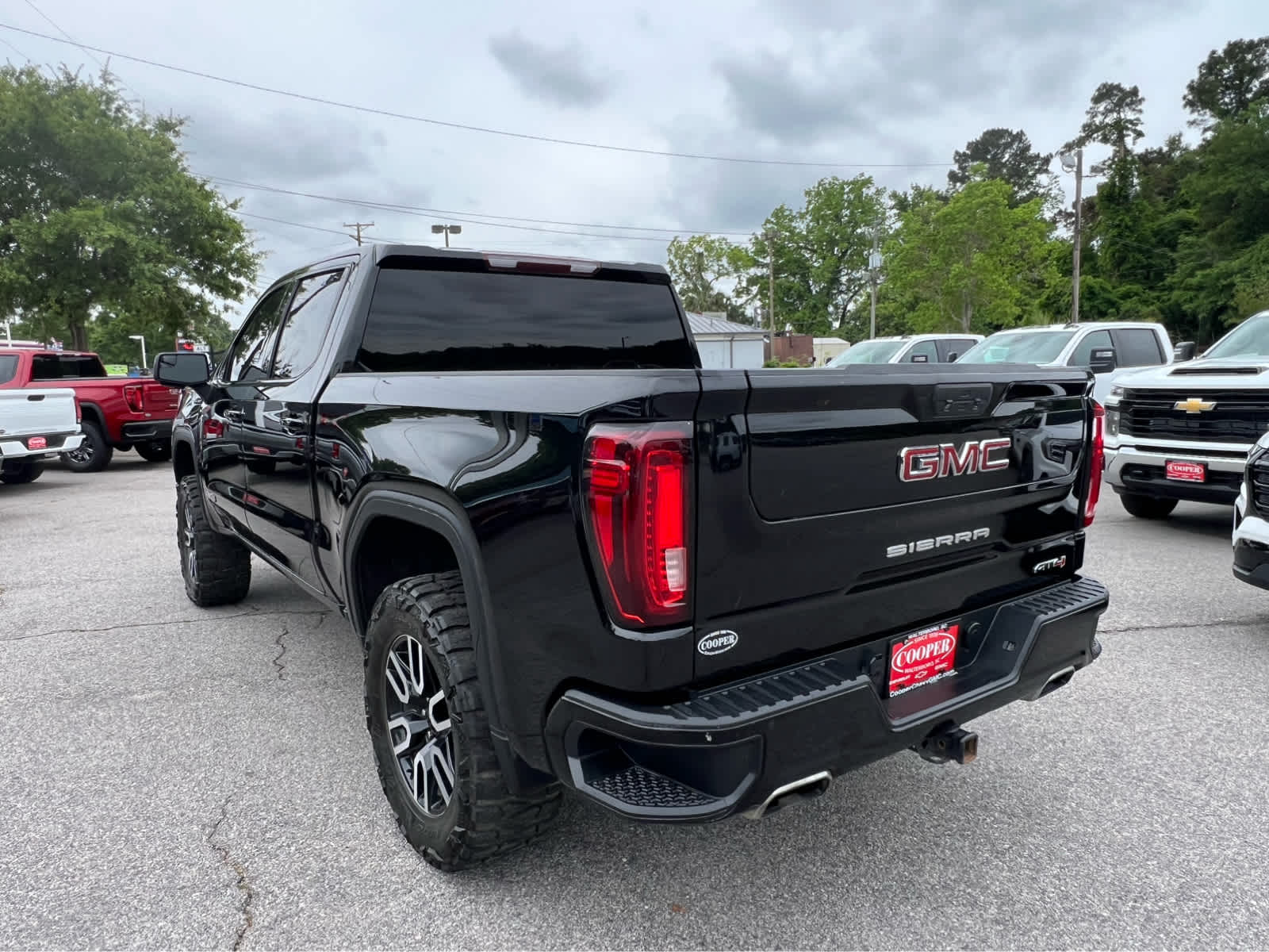 2021 GMC Sierra 1500 AT4 - 3