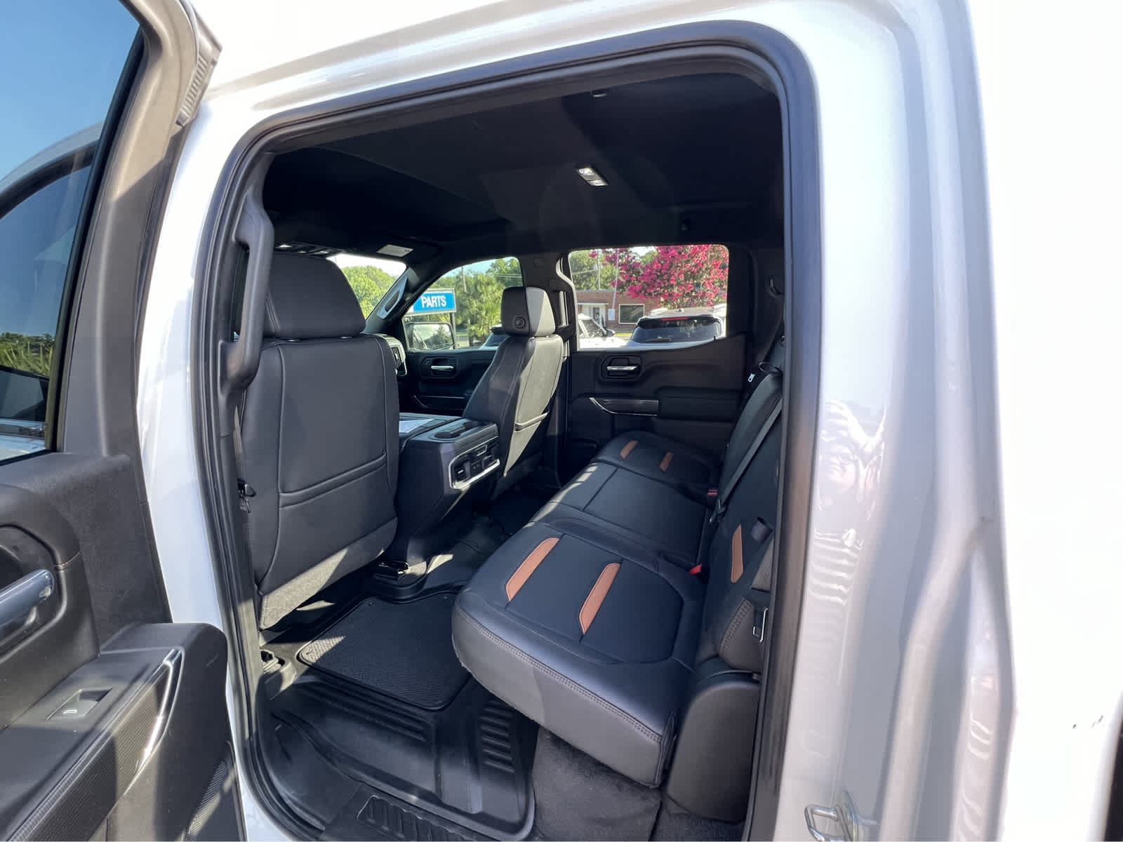 2021 GMC Sierra 1500 AT4 - 6