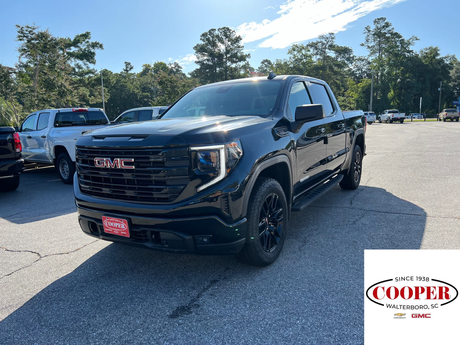 2024 GMC Sierra 1500 Elevation - 0