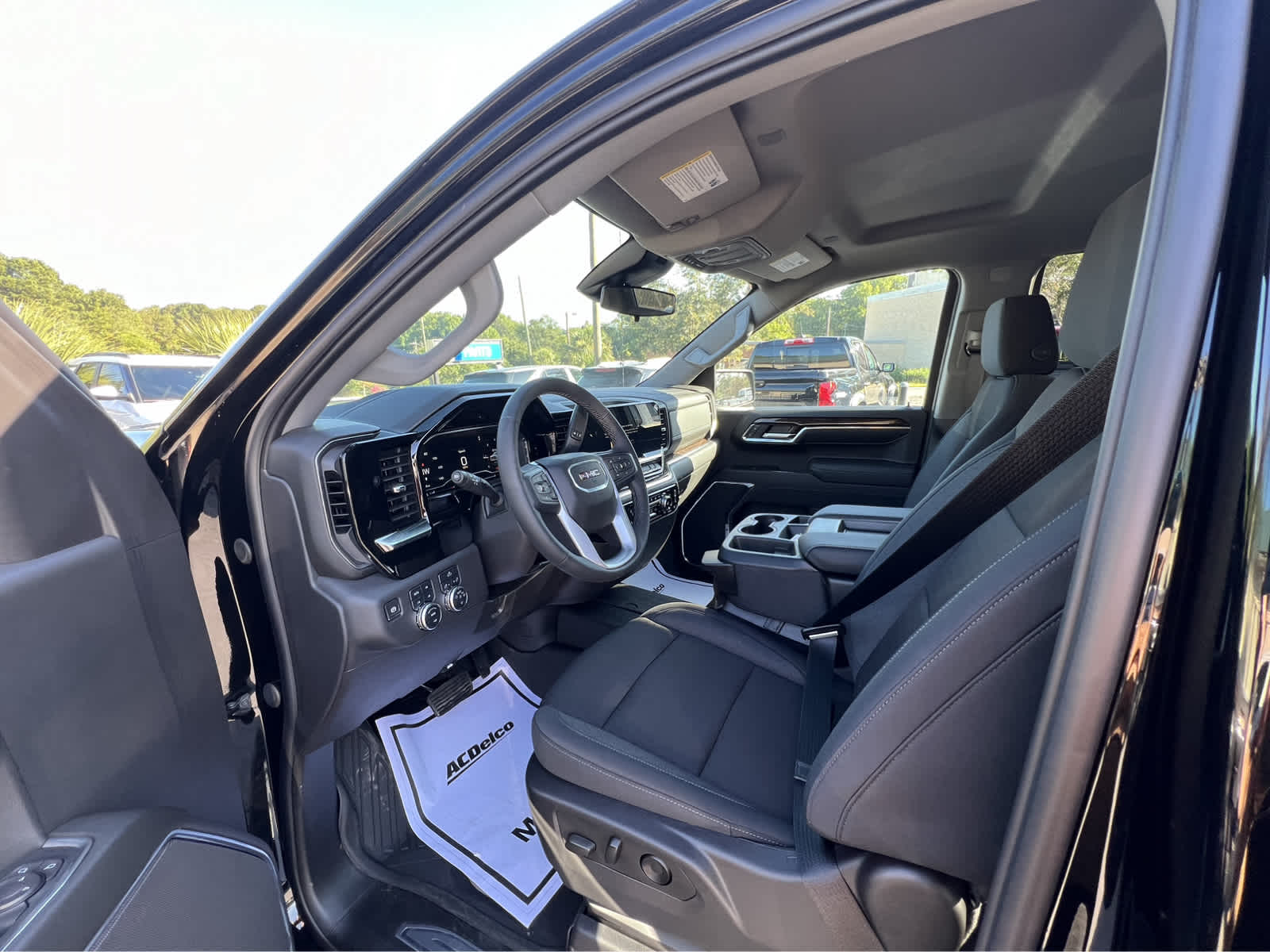 2024 GMC Sierra 1500 Elevation - 6