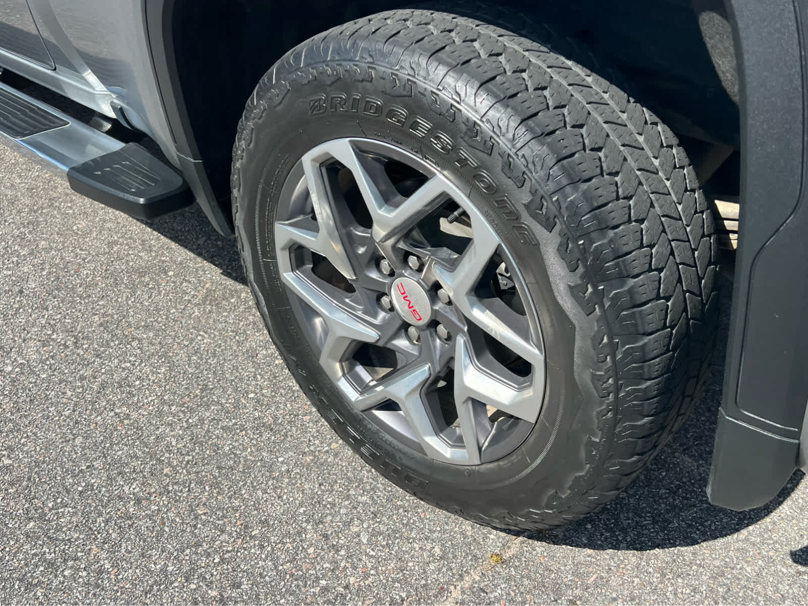 2023 GMC Sierra 1500 SLT - 4