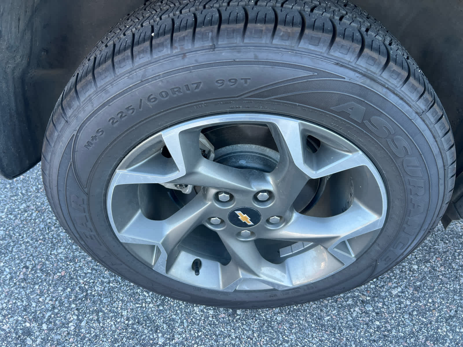 2025 Chevrolet Trax LT - 6