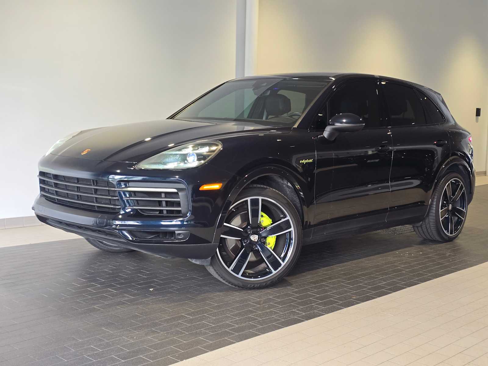 2022 Porsche Cayenne E-Hybrid Platinum Edition SUV AWD
