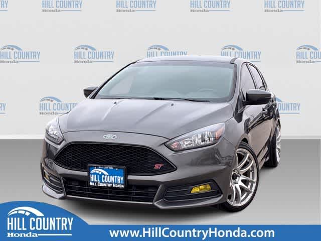 2017 Ford Focus ST