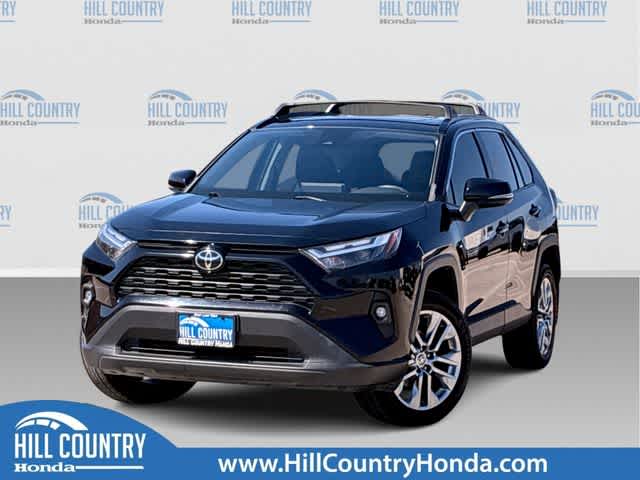 2022 Toyota RAV4 XLE Premium