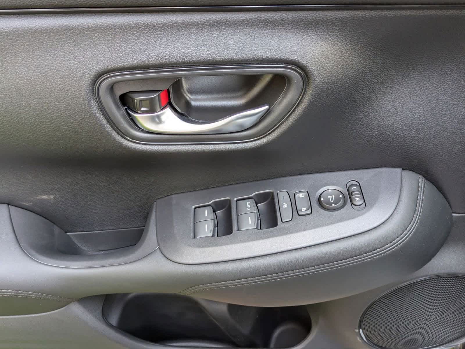 2026 Honda HR-V LX - Photo 11