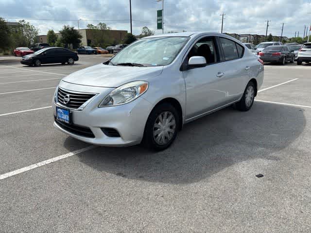 2014 Nissan Versa SV