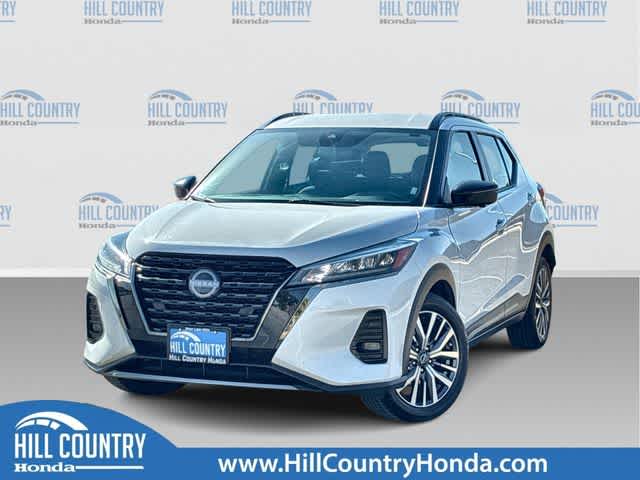 2024 Nissan Kicks SR