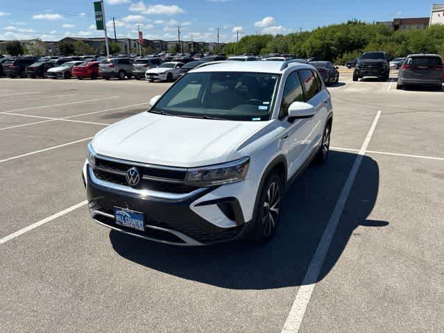 2024 Volkswagen Taos SE