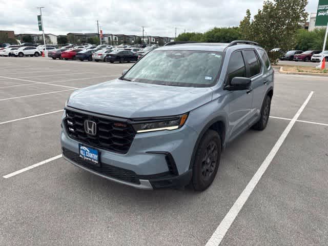 Sonic Gray Pearl 2025 Honda Pilot SUV / Crossover All-Wheel Drive Automatic