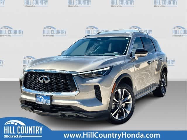 2025 INFINITI QX60 LUXE