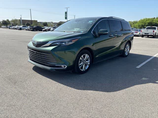 2024 Toyota Sienna Platinum