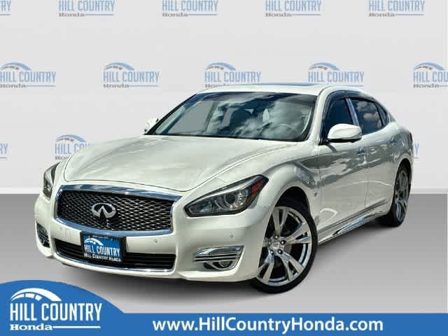 2016 INFINITI Q70L 
