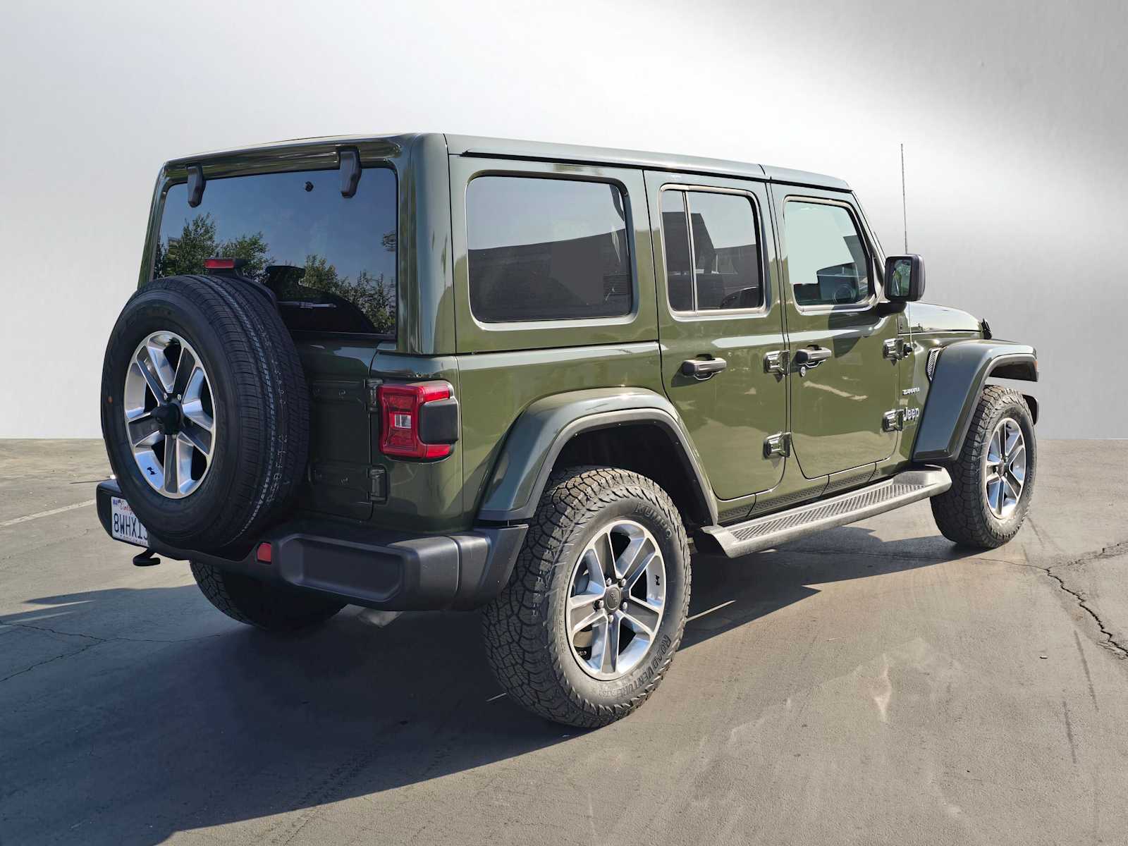 2021 Jeep Wrangler Unlimited Sahara 5