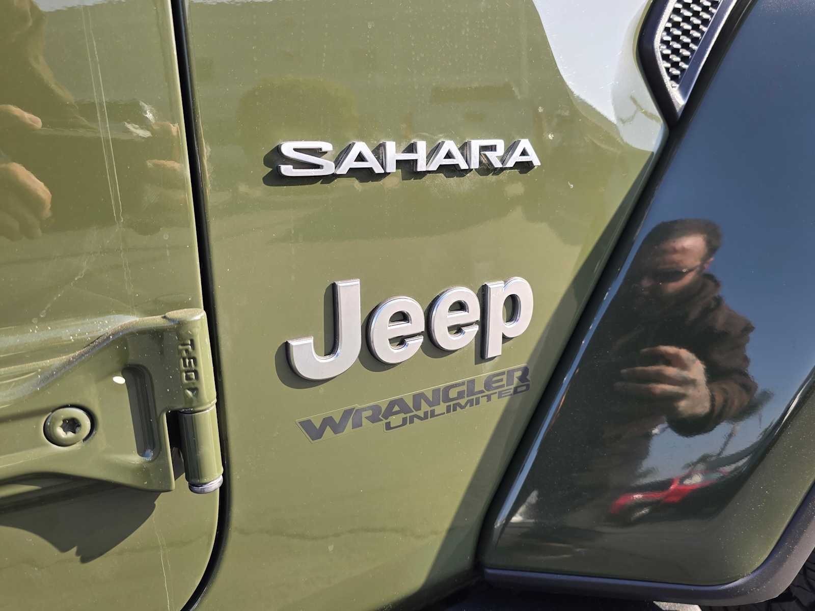 2021 Jeep Wrangler Unlimited Sahara 13