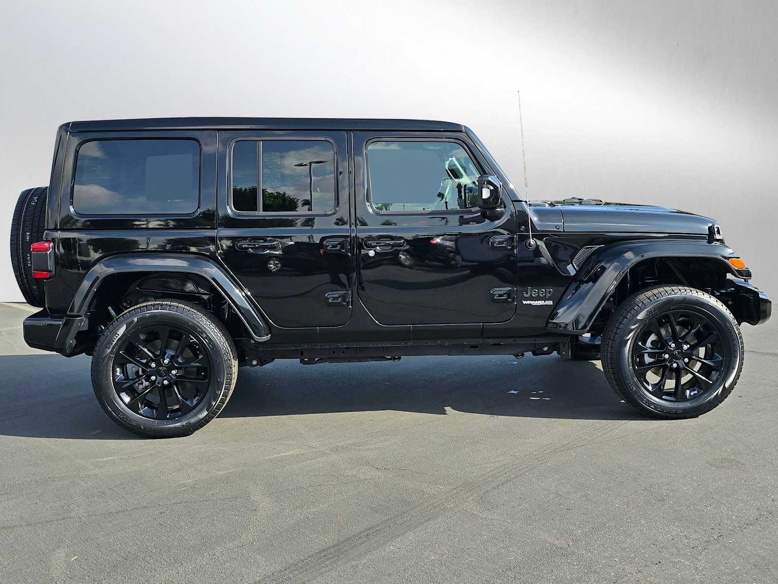 2022 Jeep Wrangler Unlimited High Altitude 5