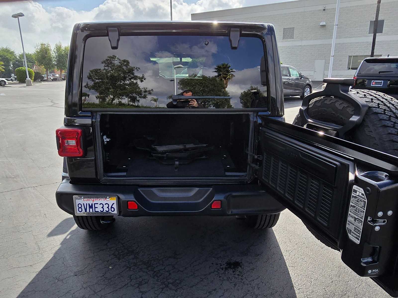 2021 Jeep Wrangler Unlimited Sahara Altitude 14