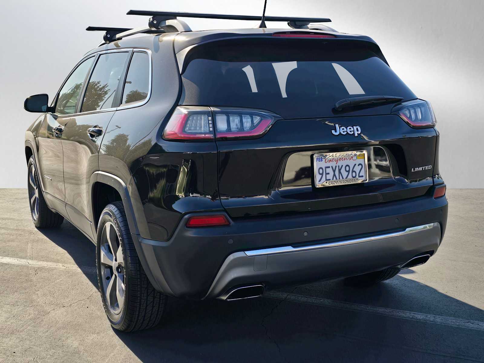 2019 Jeep Cherokee Limited 3