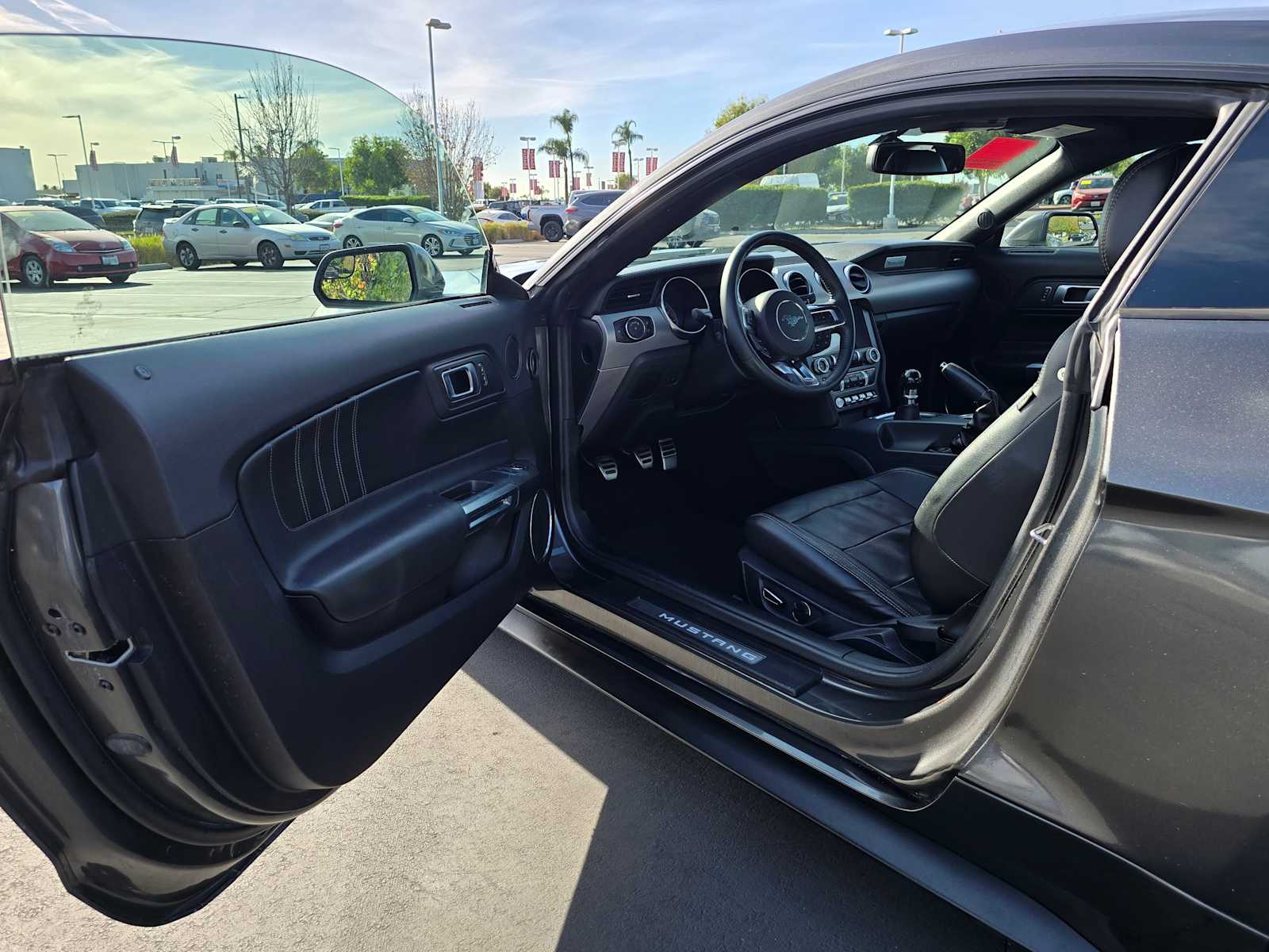 2018 Ford Mustang GT Premium 17