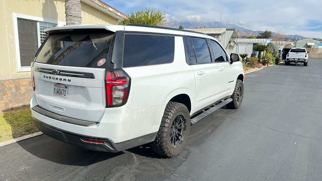 2023 Chevrolet Suburban Z71 8