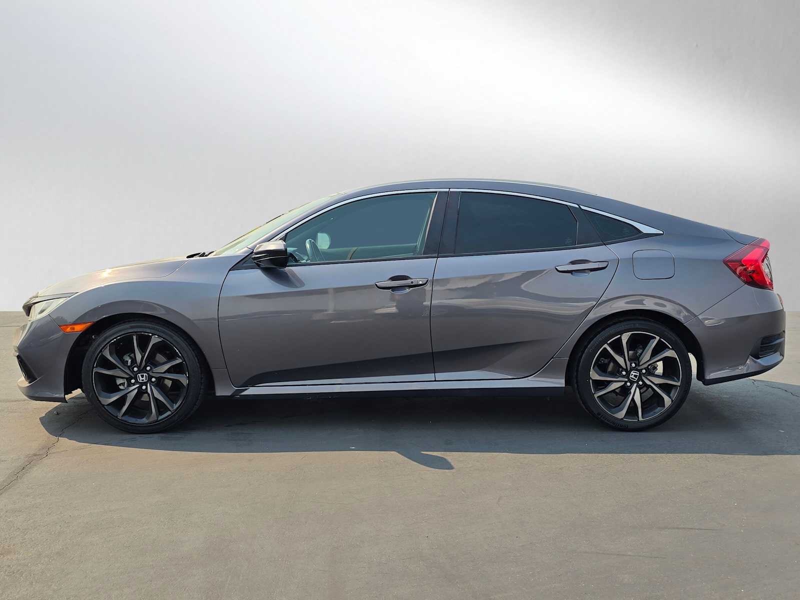 2019 Honda Civic Sport 2