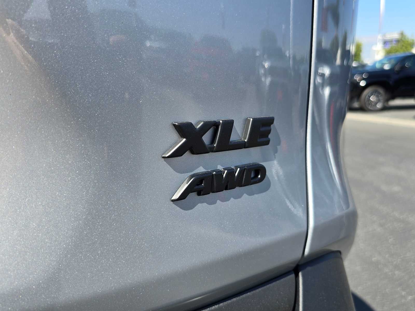 2024 Toyota RAV4 XLE Premium 13