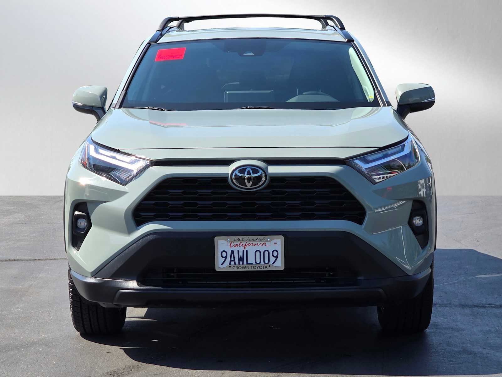 2022 Toyota RAV4 XLE Premium 8