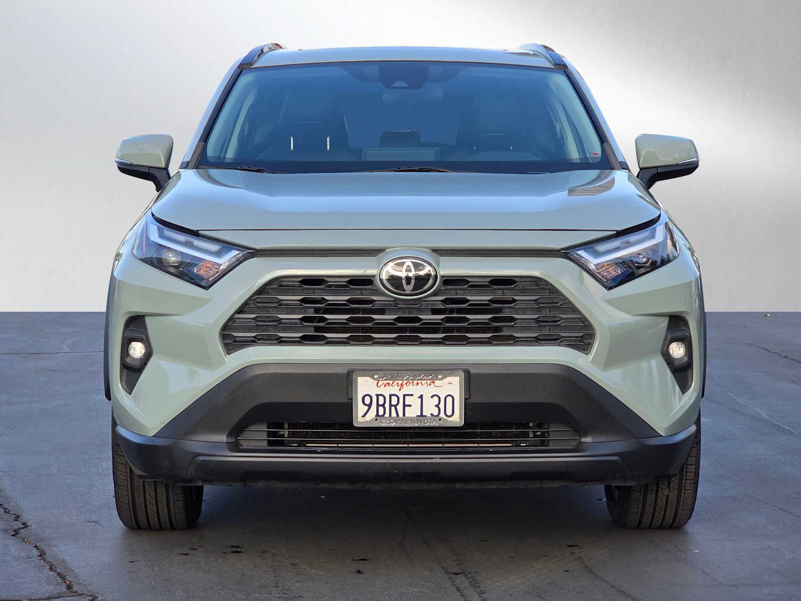 2022 Toyota RAV4 XLE Premium 8