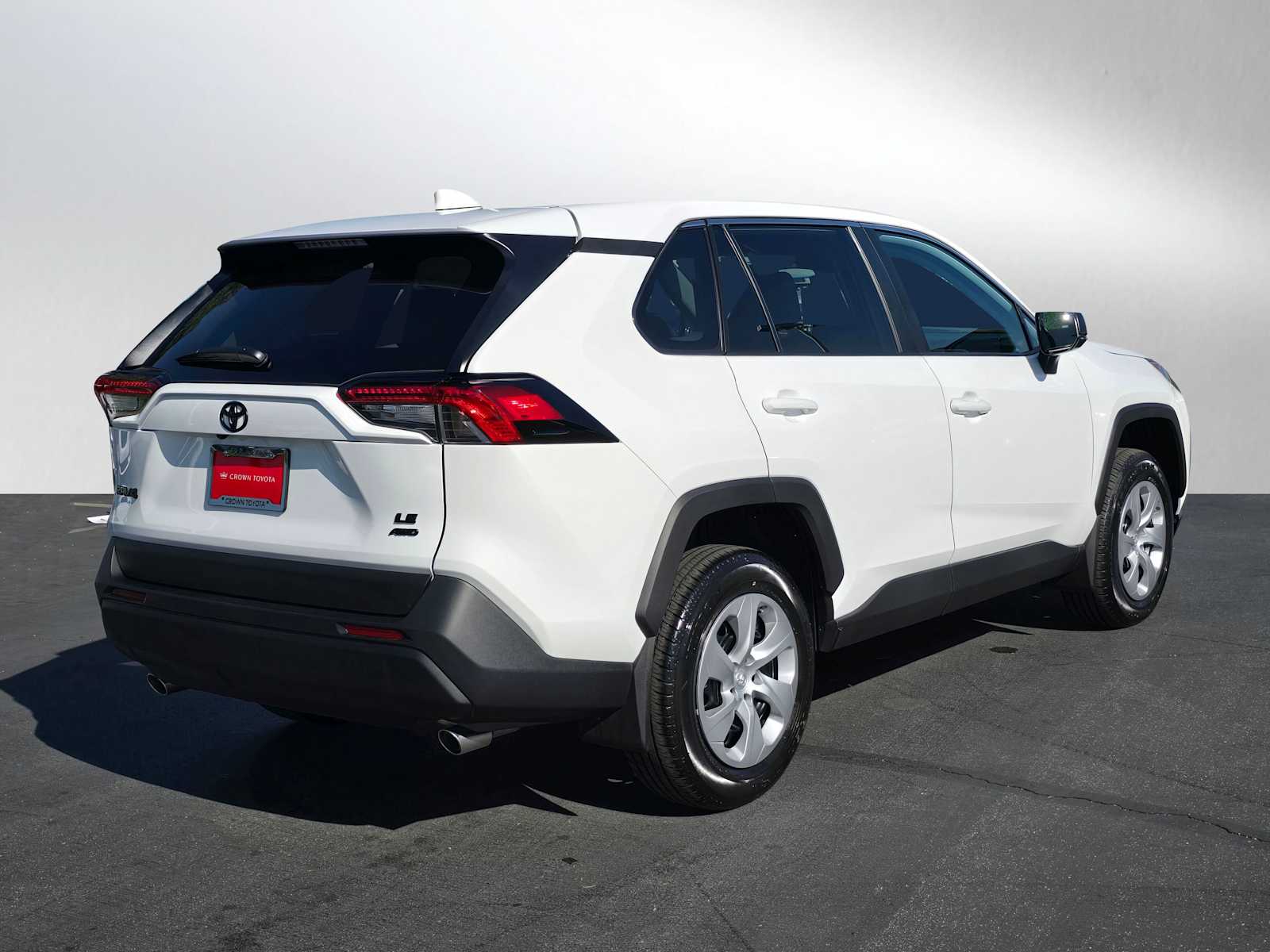 2024 Toyota RAV4 LE 5