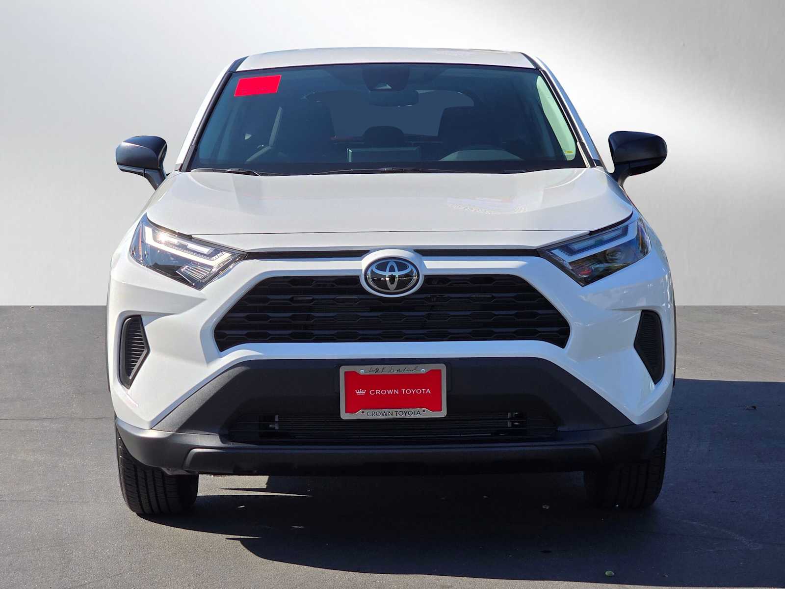 2024 Toyota RAV4 LE 8