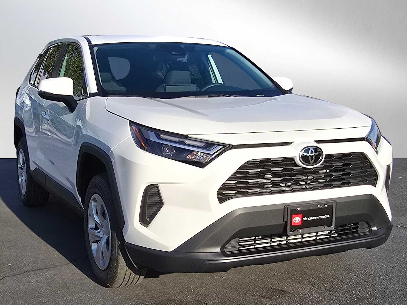 2024 Toyota RAV4 LE 7