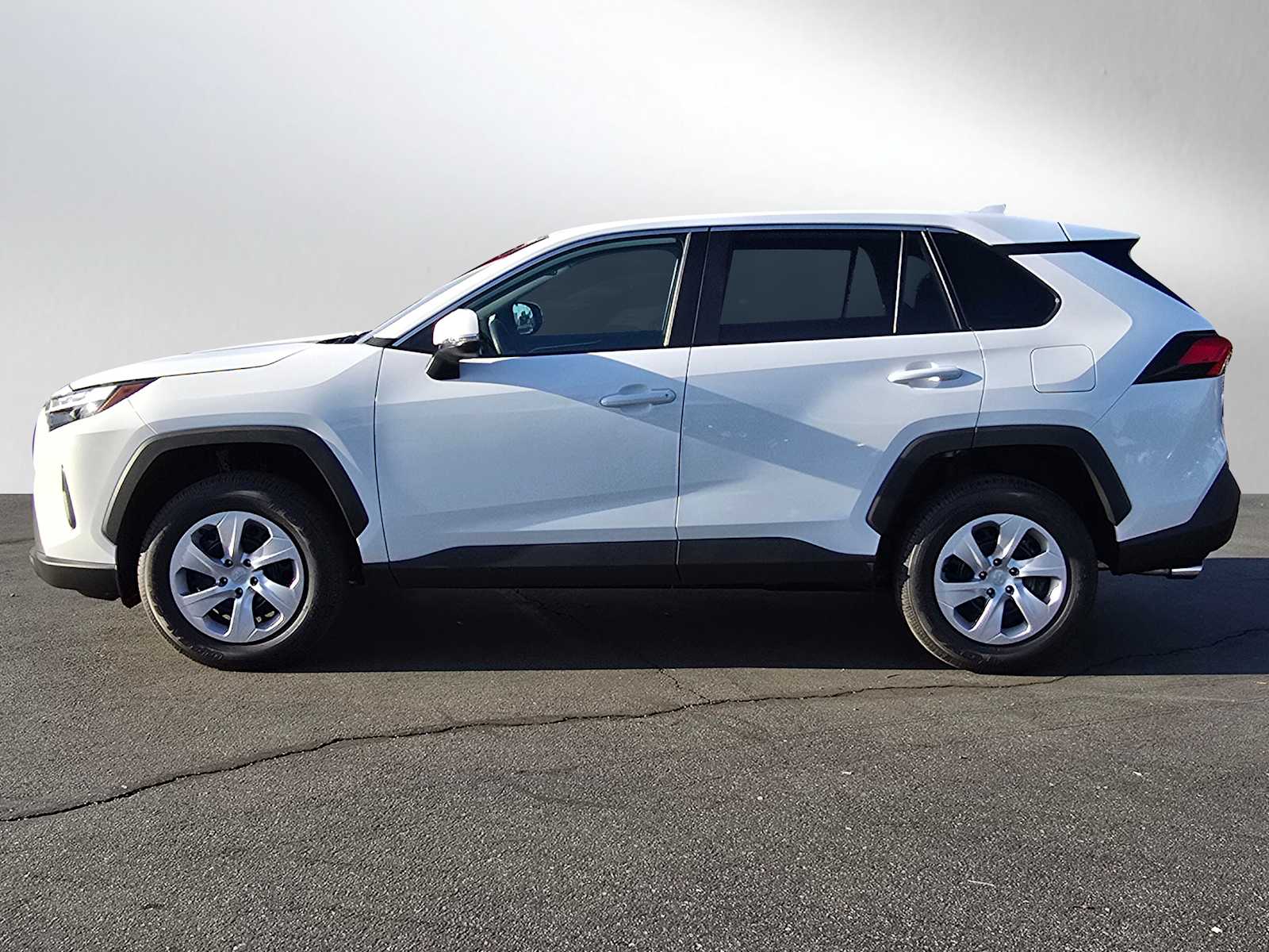 2024 Toyota RAV4 LE 2