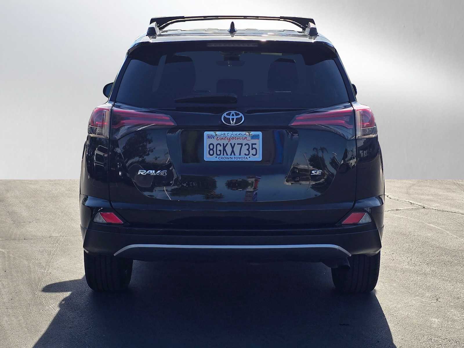 2018 Toyota RAV4 SE 4