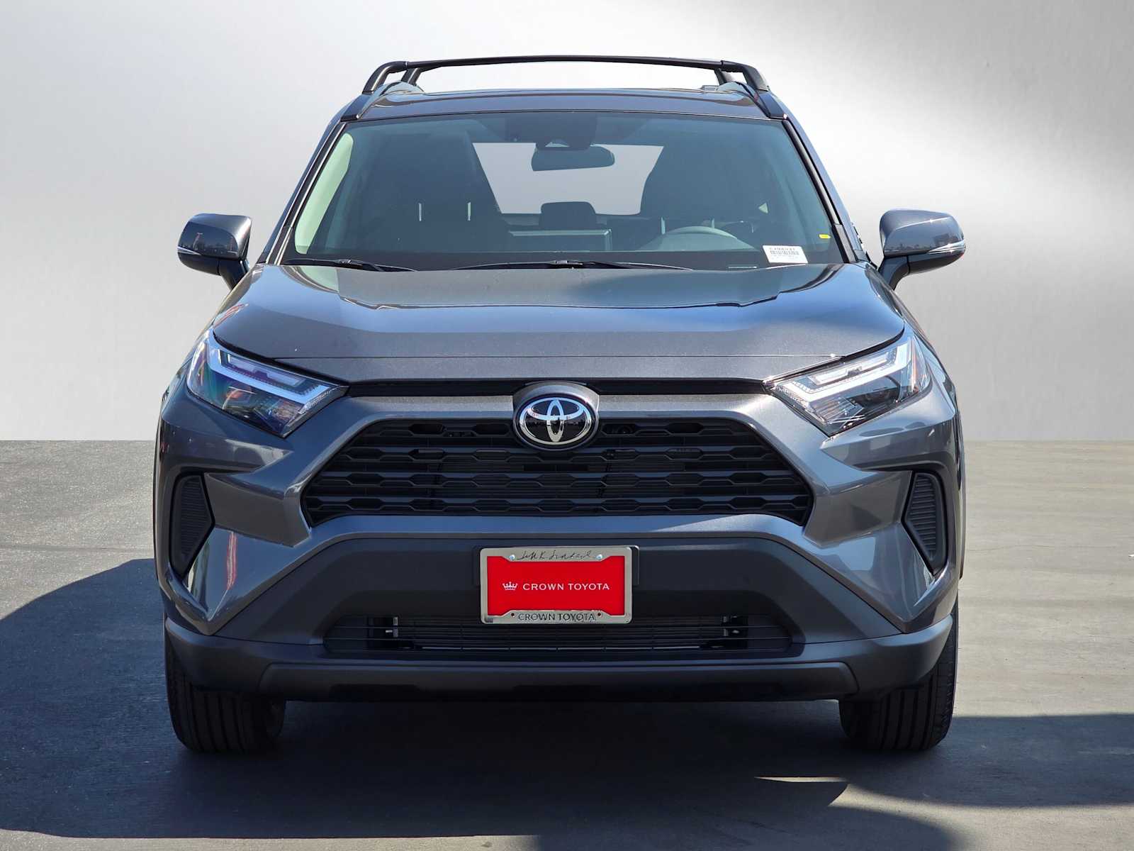 2024 Toyota RAV4 XLE 8