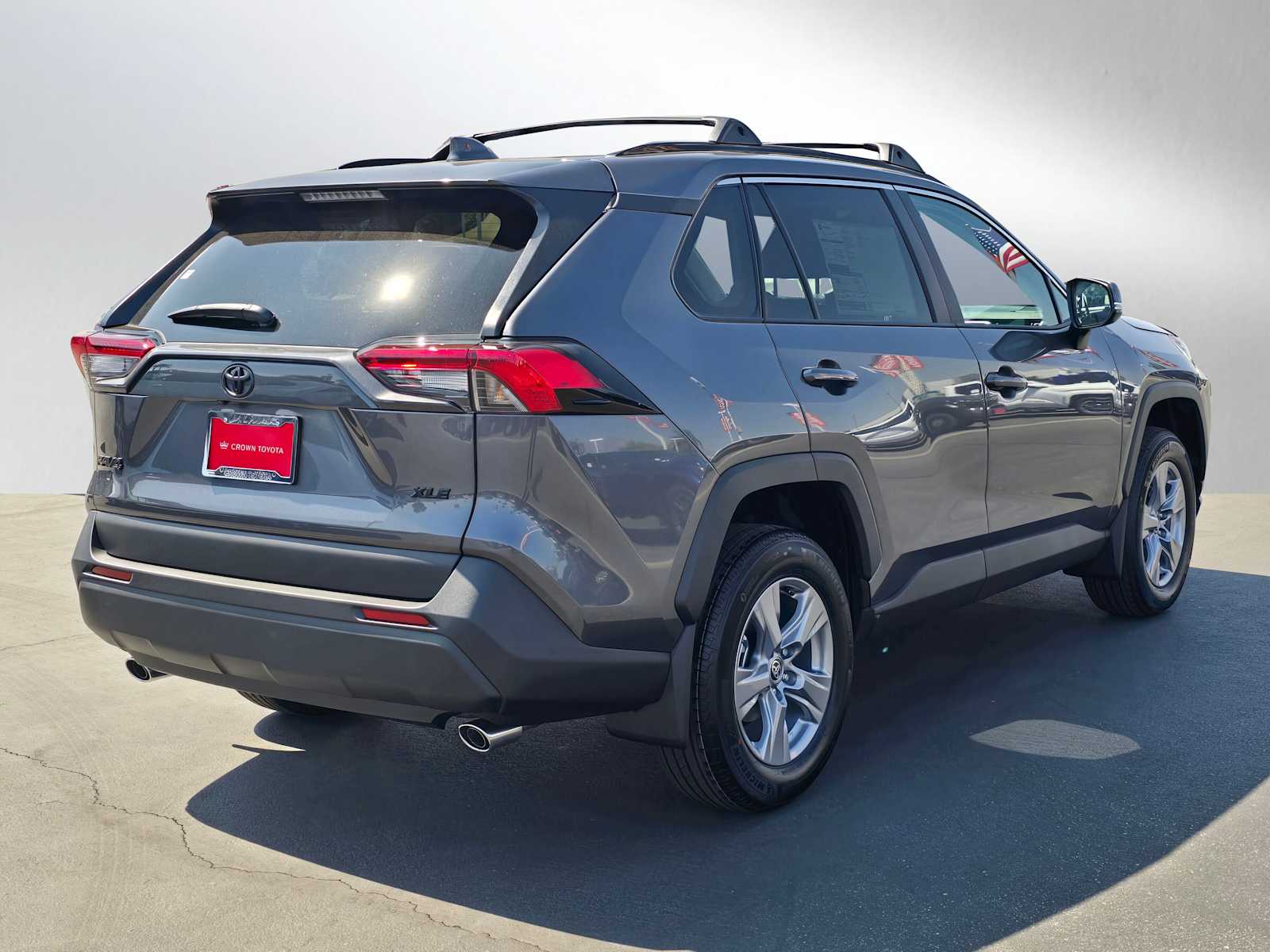 2024 Toyota RAV4 XLE 5