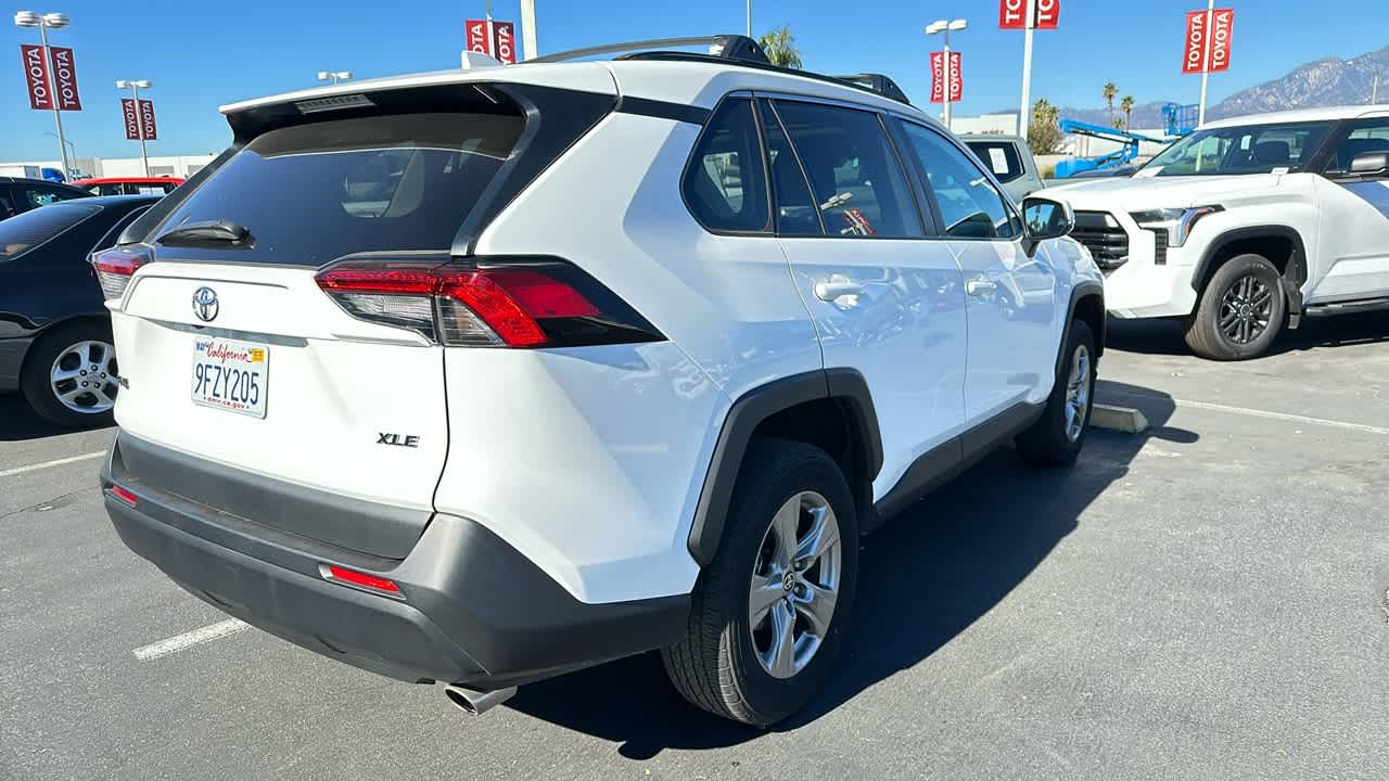 2023 Toyota RAV4 XLE 4