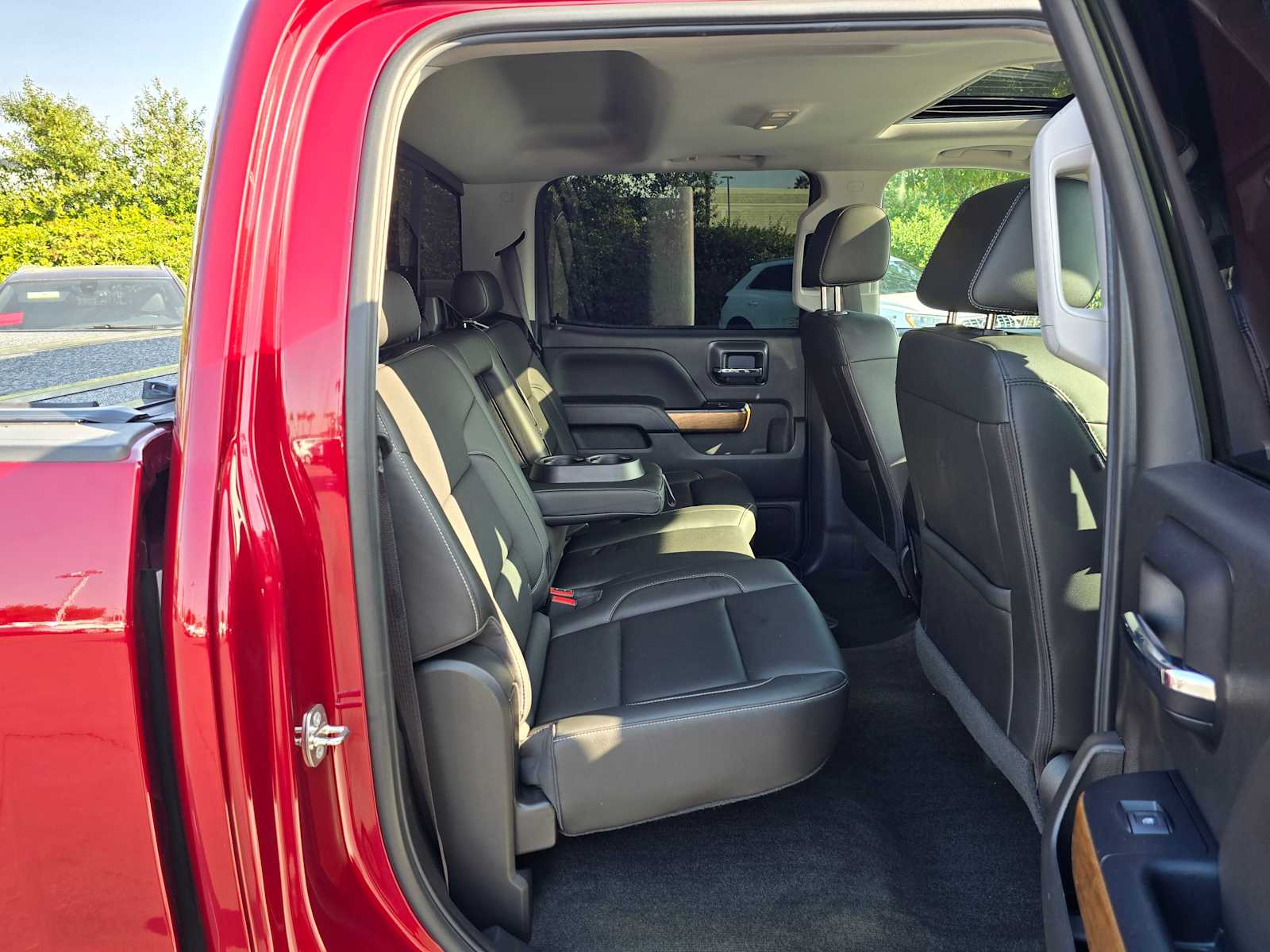 2018 Chevrolet Silverado 1500 LTZ 2WD Crew Cab 143.5 12