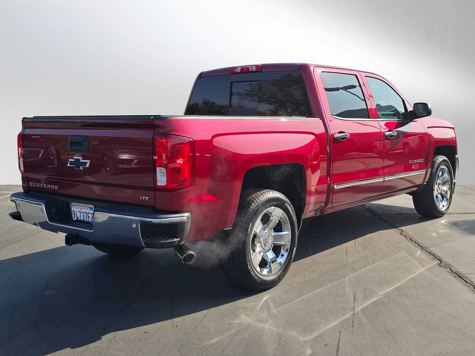 2018 Chevrolet Silverado 1500 LTZ 2WD Crew Cab 143.5 5