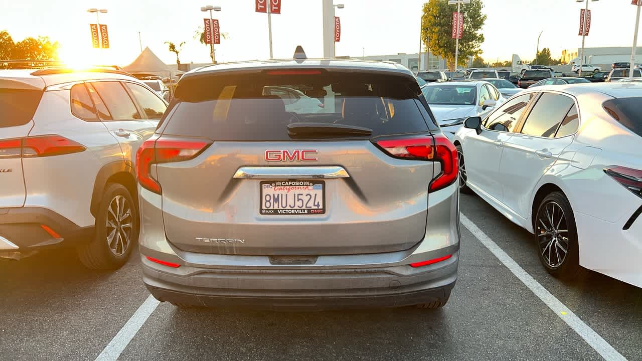 2020 GMC Terrain SLE 2