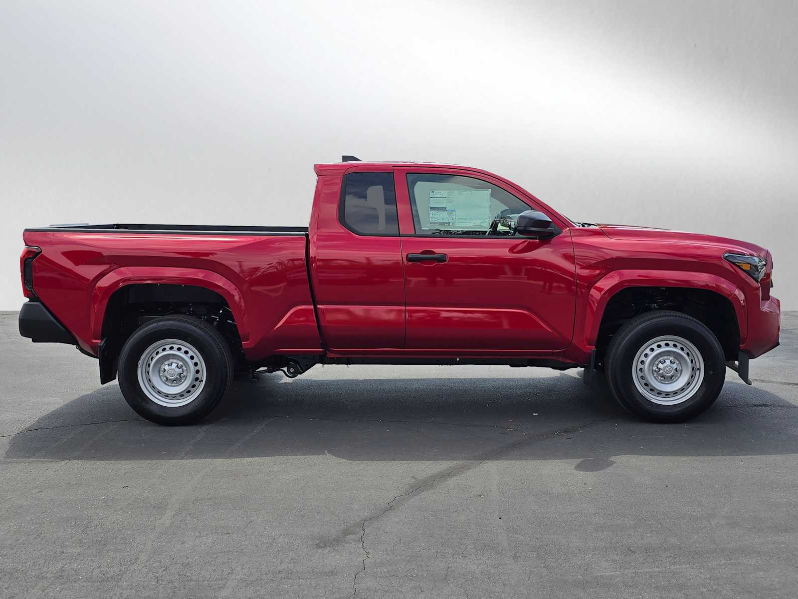 2024 Toyota Tacoma SR XtraCab 6 Bed AT 6