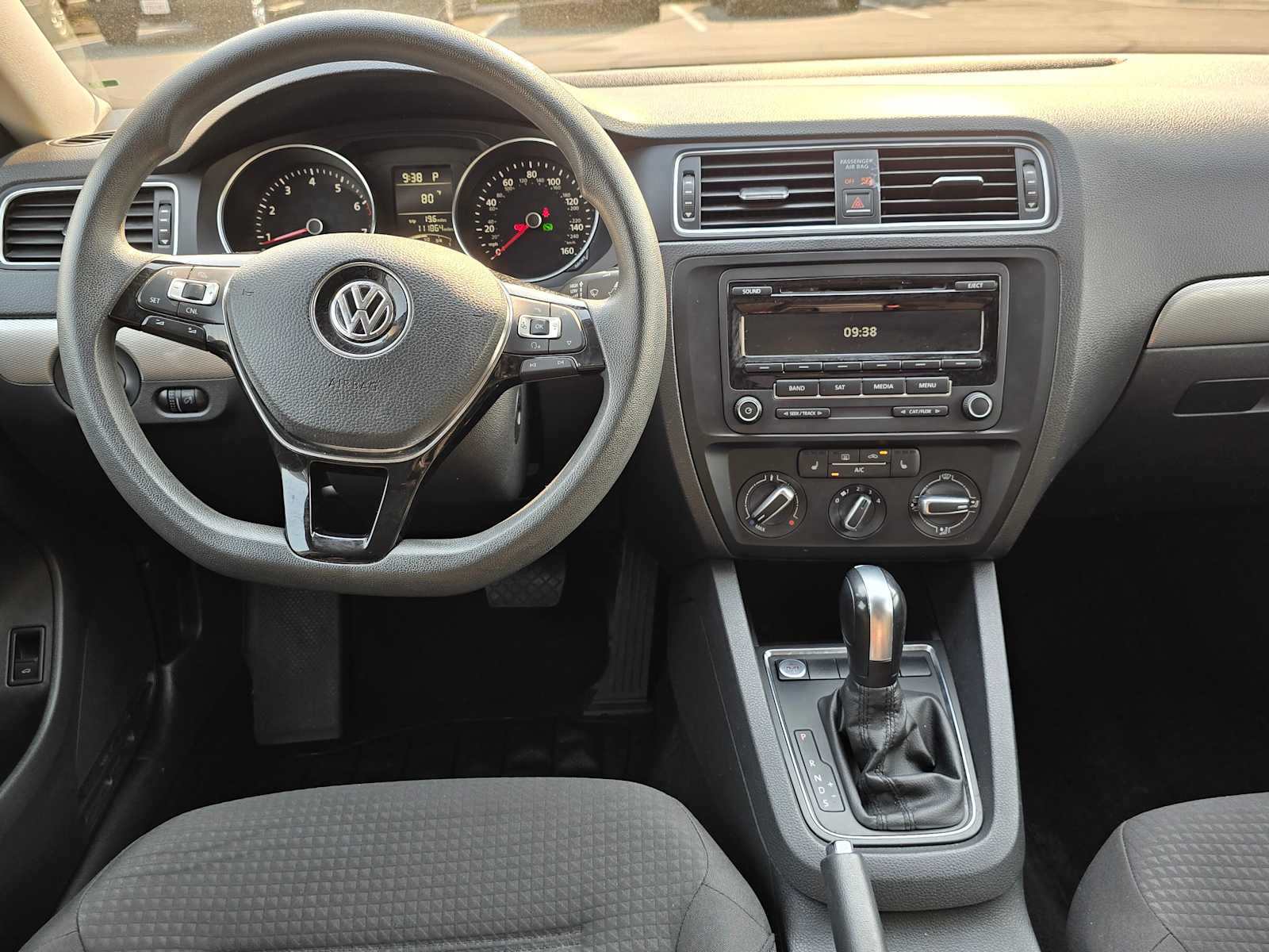 2015 Volkswagen Jetta 1.8T SE 18