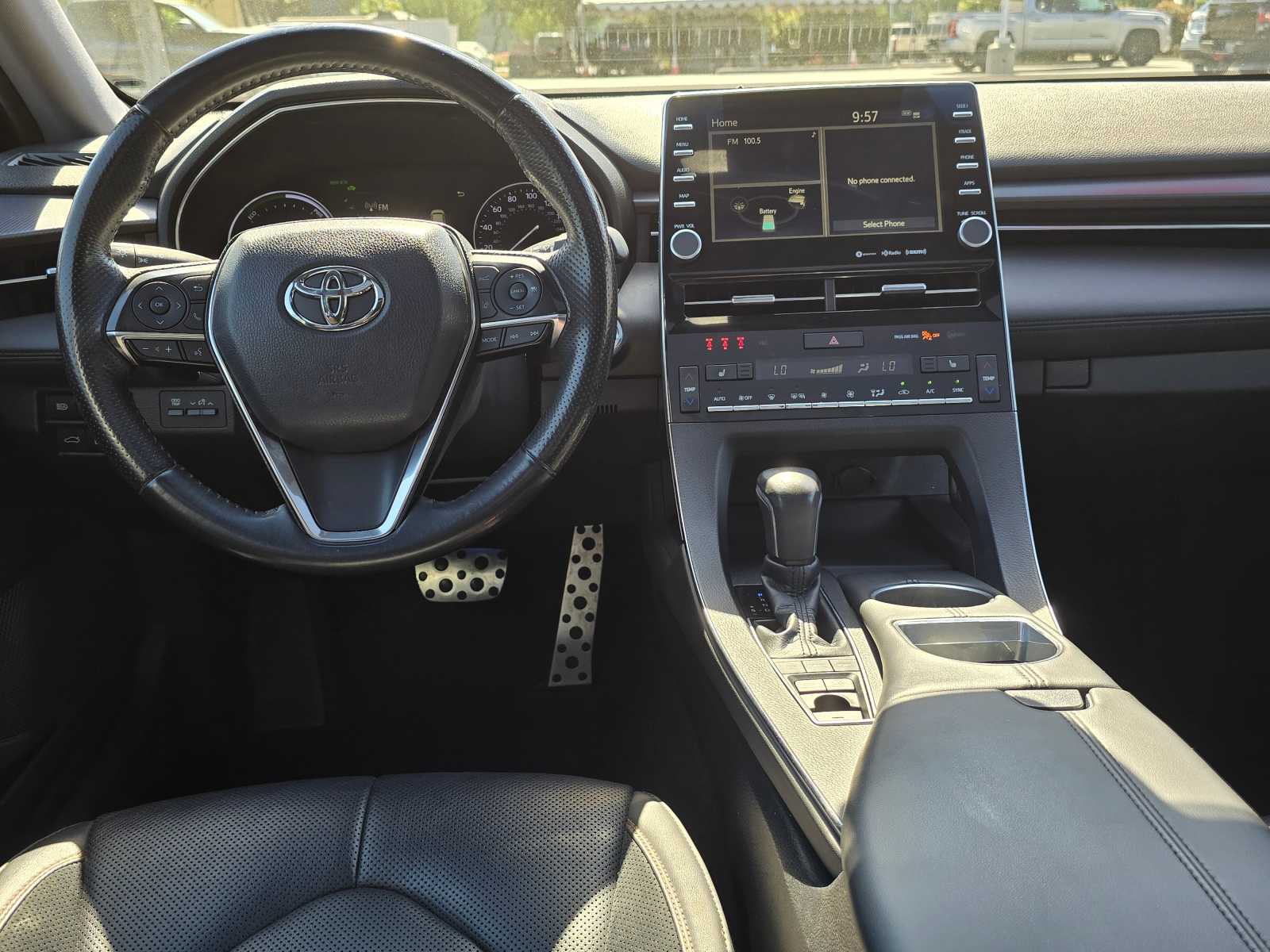 2019 Toyota Avalon Hybrid XSE 18