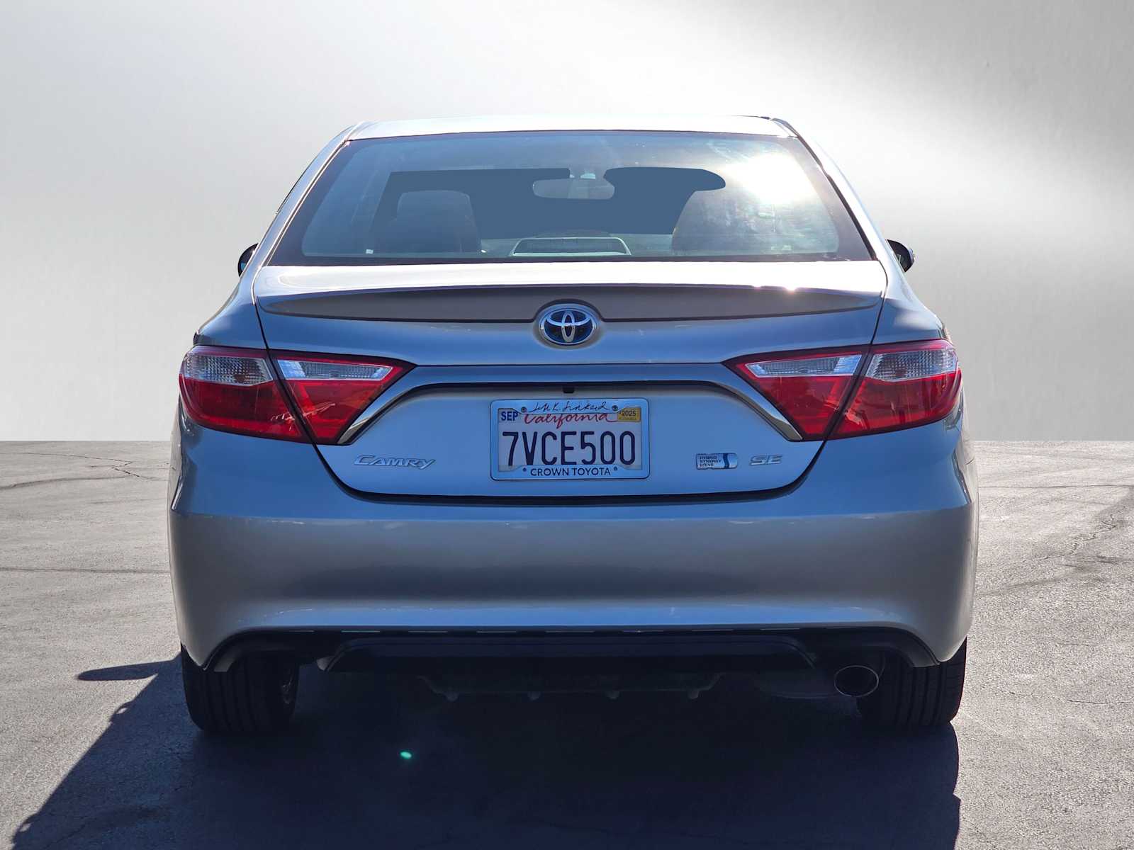 2017 Toyota Camry Hybrid SE 4